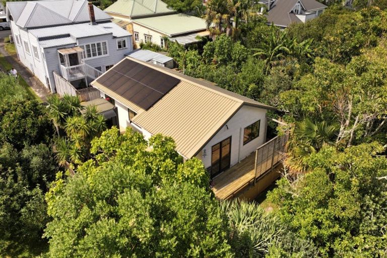 Photo of property in 2/14 Mozeley Avenue, Devonport, Auckland, 0624