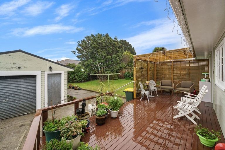 Photo of property in 419 Warspite Avenue, Ascot Park, Porirua, 5024