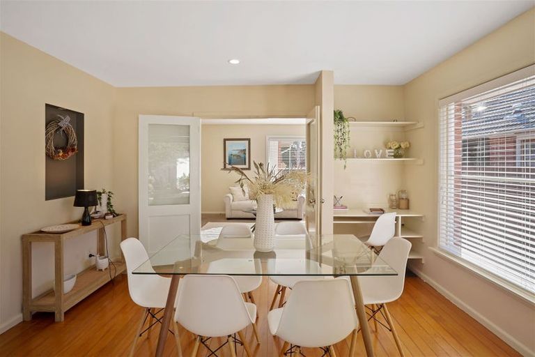 Photo of property in 18 Cranbrook Avenue, Burnside, Christchurch, 8053