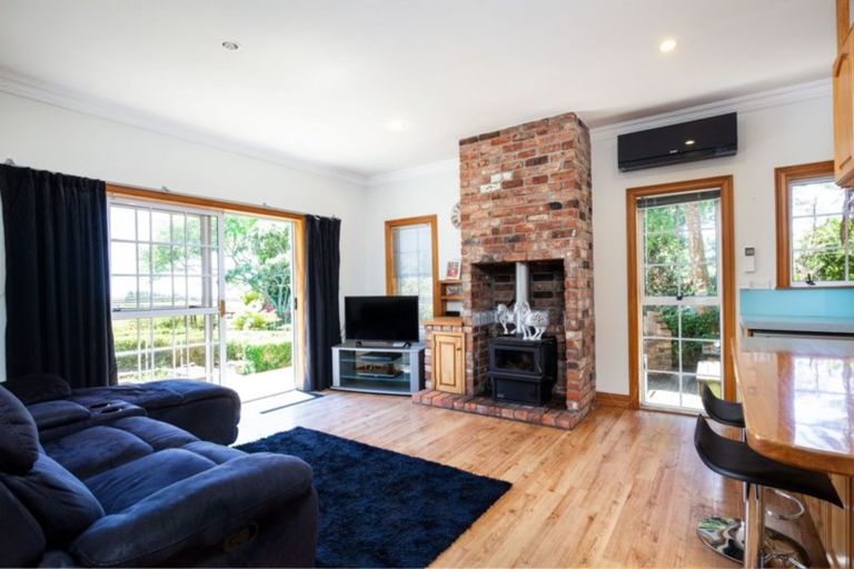 Photo of property in 58 Atkinson Road, Hurworth, New Plymouth, 4371