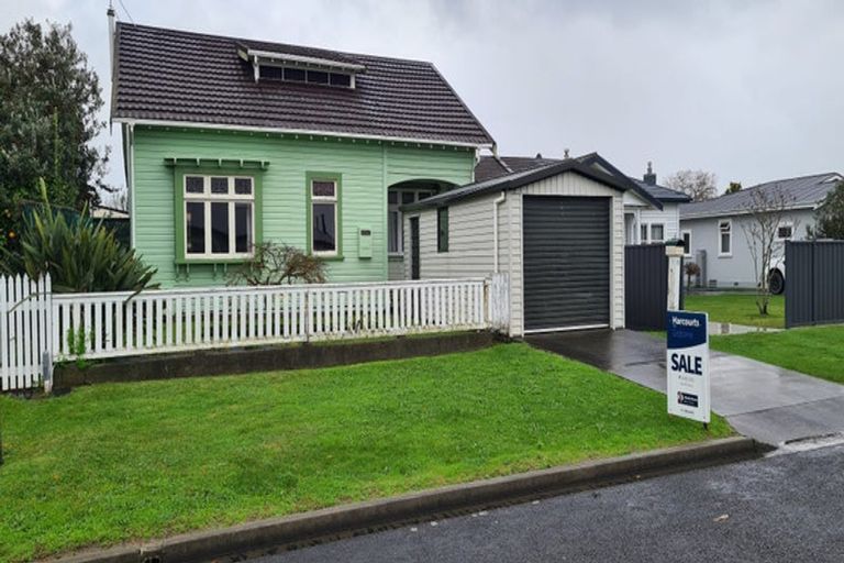 Photo of property in 17 Hunter Street, Te Hapara, Gisborne, 4010