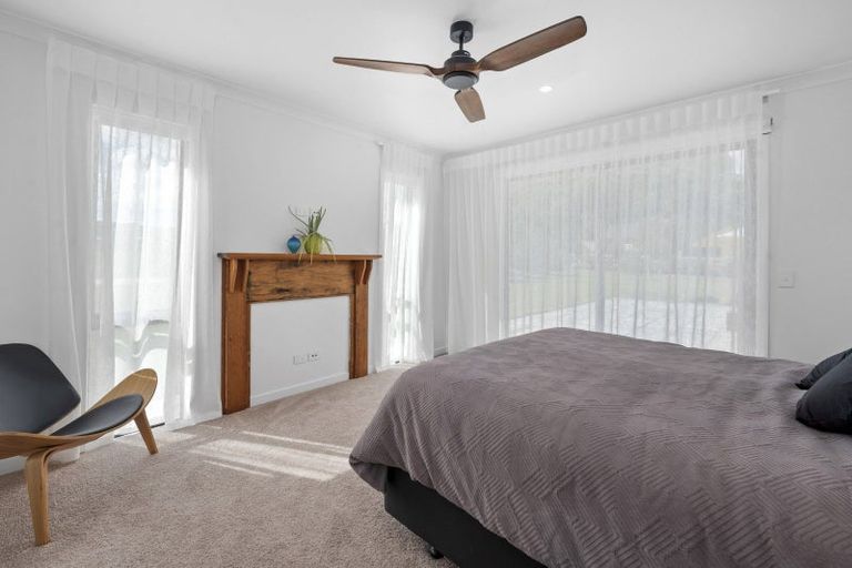 Photo of property in 12 Lancewood Way, Kinloch, Taupo, 3377