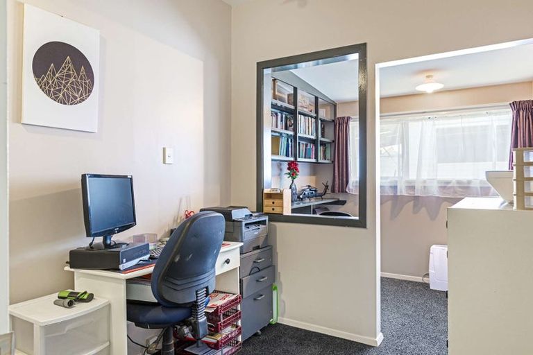 Photo of property in 55 Wakefield Street, Westport, 7825