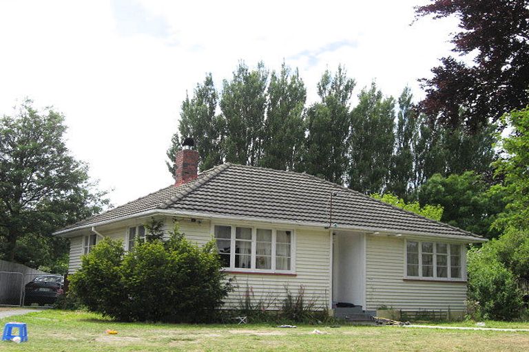 Photo of property in 34 Hollyford Avenue, Bryndwr, Christchurch, 8053