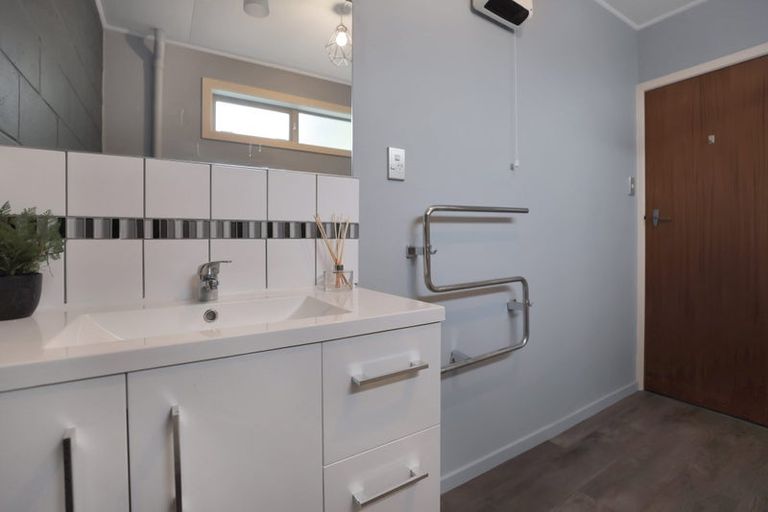 Photo of property in 2/17 Wills Street, Ashburton, 7700