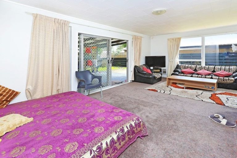 Photo of property in 19 Takanini School Road, Takanini, 2112