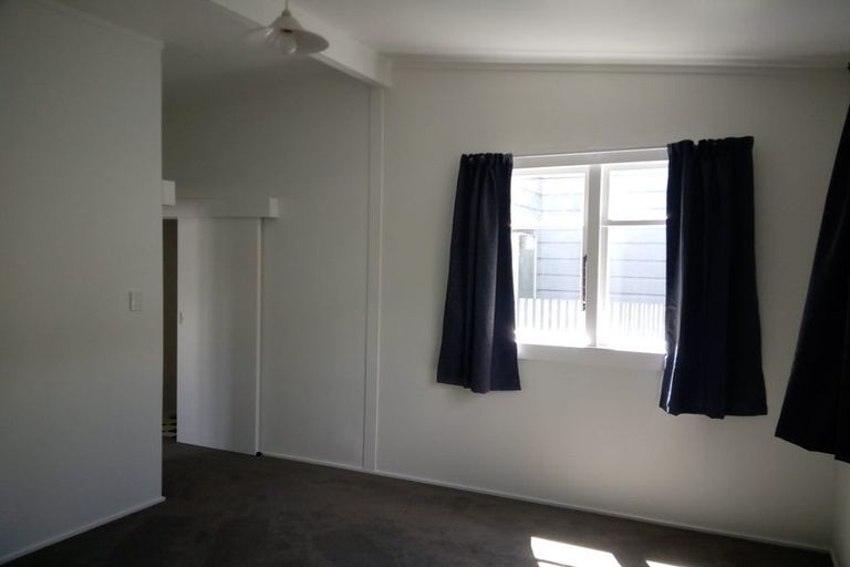 Photo of property in 8 Rolleston Street, Hokowhitu, Palmerston North, 4410