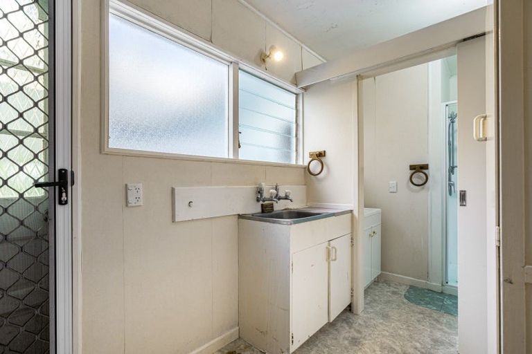 Photo of property in 224 Glengarry Road, Glen Eden, Auckland, 0602