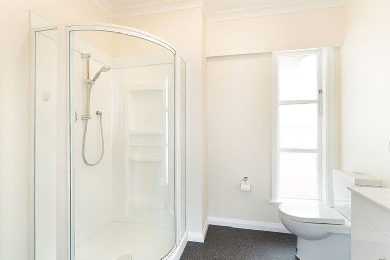 Photo of property in 18 Duke Street, Levin, 5510