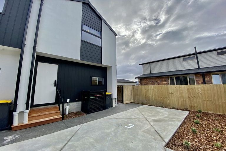 Photo of property in 3/16 Smith Street, Woolston, Christchurch, 8062