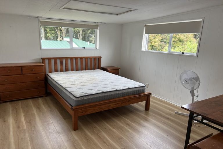 Photo of property in 35 Eugenia Rise, Totara Heights, Auckland, 2105