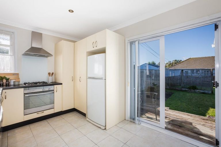 Photo of property in 17 Morgan Street, Johnsonville, Wellington, 6037