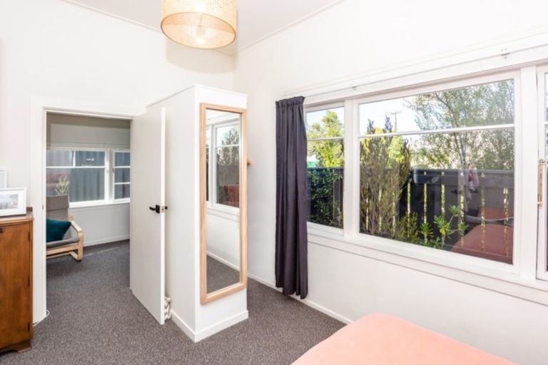 Photo of property in 8 Root Street, Gisborne, 4010