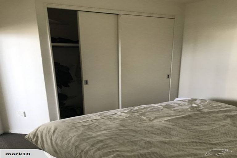 Photo of property in Stadium Garden Flats, 212/107 Thorndon Quay, Pipitea, Wellington, 6011