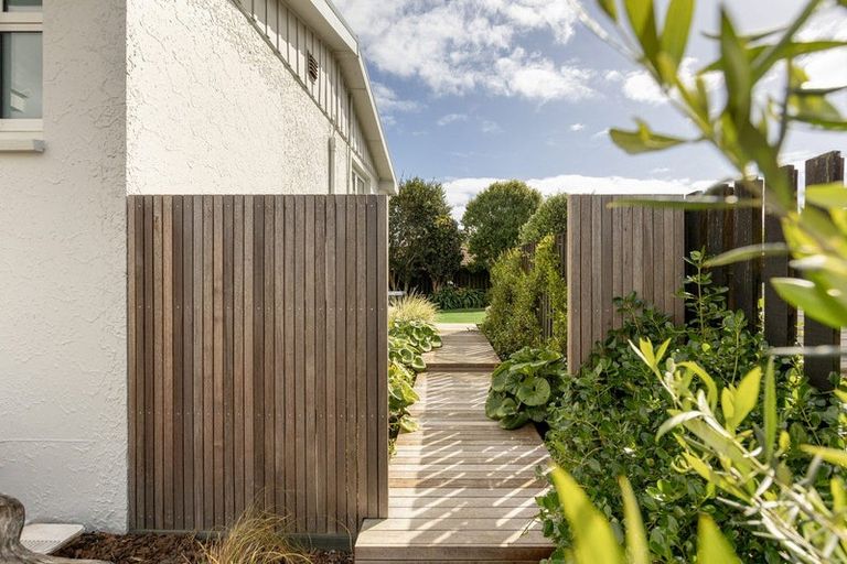 Photo of property in 13 Tupaea Place, Otumoetai, Tauranga, 3110