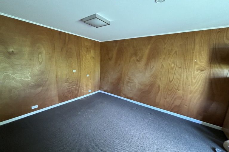 Photo of property in 20 Karaka Street, Merrilands, New Plymouth, 4312