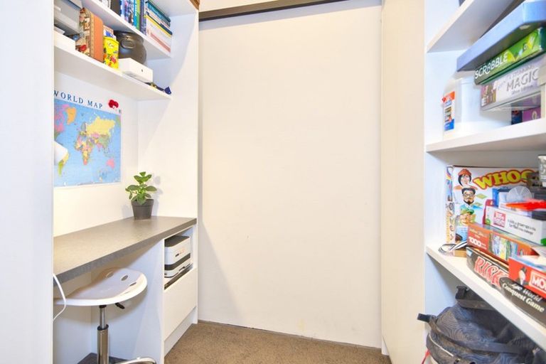 Photo of property in 9 Haddow's Place, Lake Hayes, Queenstown, 9304