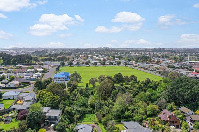 Photo of property in 24 Rossiter Crescent, Lynmouth, New Plymouth, 4310