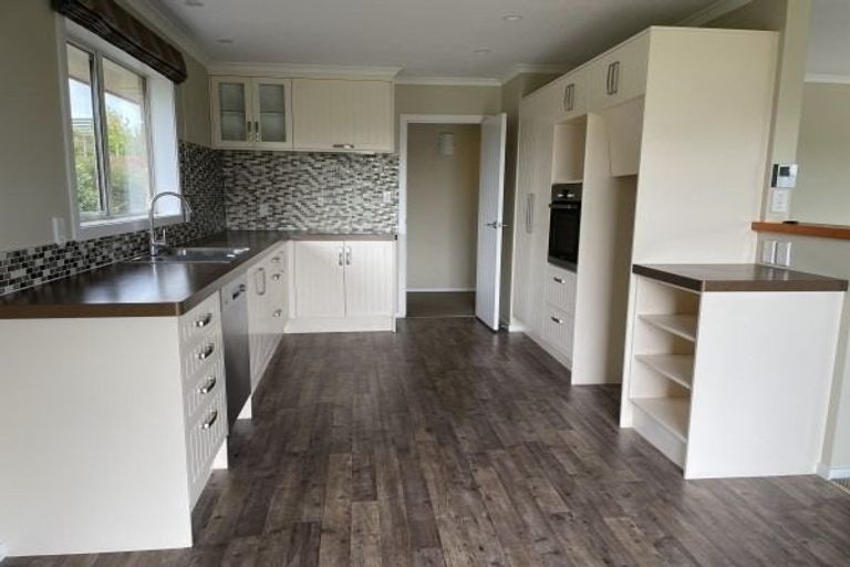 Photo of property in 1 Harper Mews, Feilding, 4702