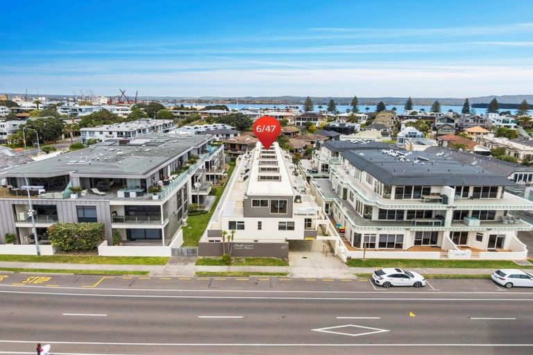 Photo of property in 6/47 Marine Parade, Mount Maunganui, 3116