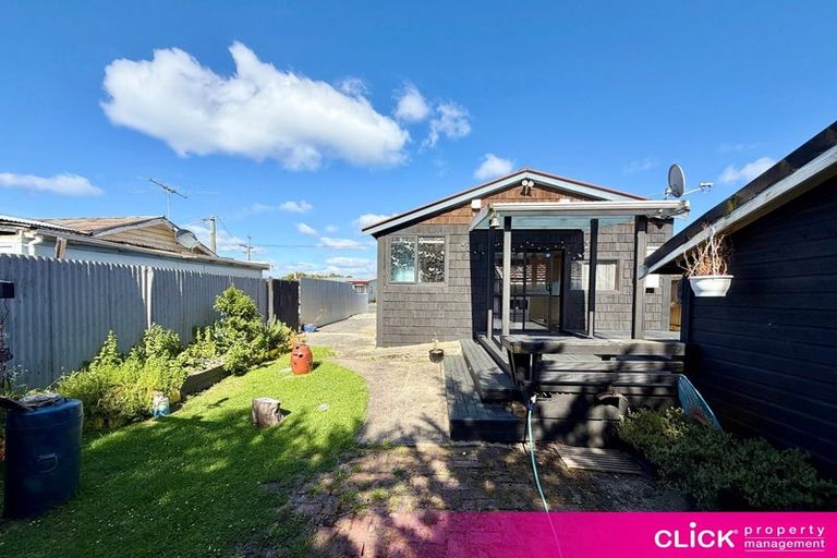 Photo of property in 7 Pearse Street, Brighton, Dunedin, 9035