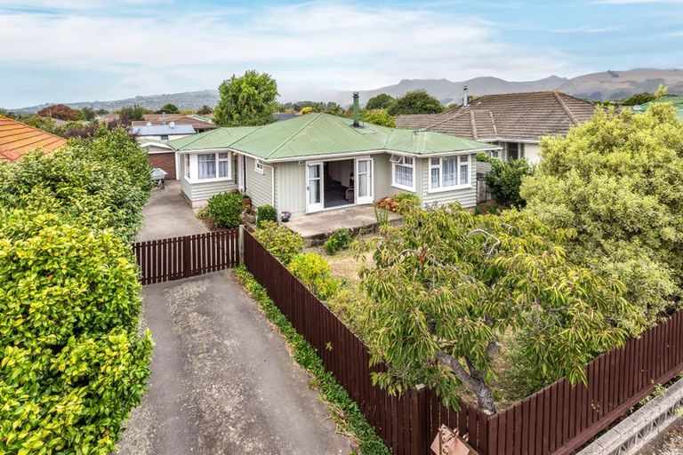Photo of property in 74 Hargood Street, Woolston, Christchurch, 8062