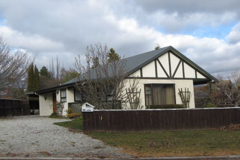 Photo of property in 64 Hunter Crescent, Wanaka, 9305