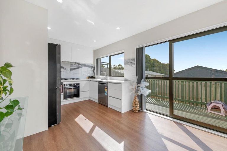 Photo of property in 11a Kimdale Place, Totara Heights, Auckland, 2105