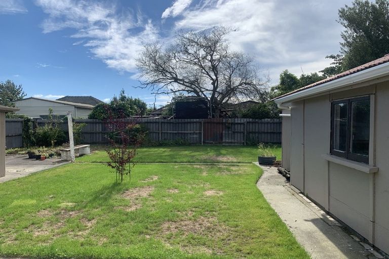 Photo of property in 19 Tinokore Street, Hei Hei, Christchurch, 8042