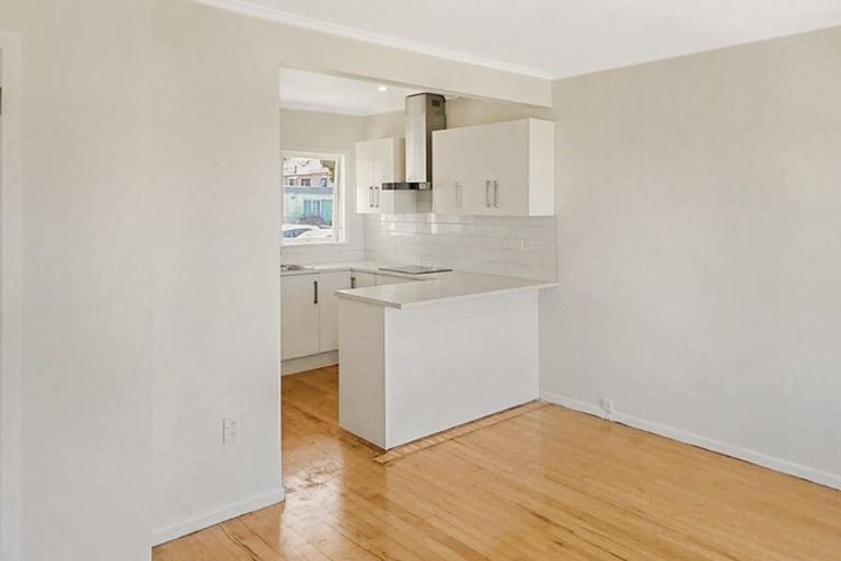 Photo of property in 2/7 Hastings Road, Mairangi Bay, Auckland, 0630