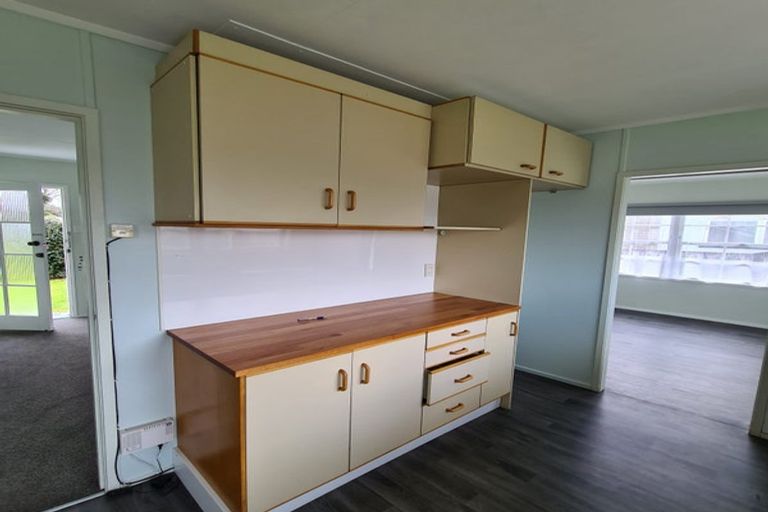 Photo of property in 61 Sandspit Road, Waiuku, 2123