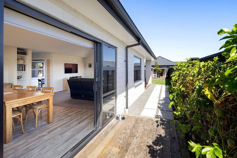 Photo of property in 6 Lewis Way, Cambridge, 3434