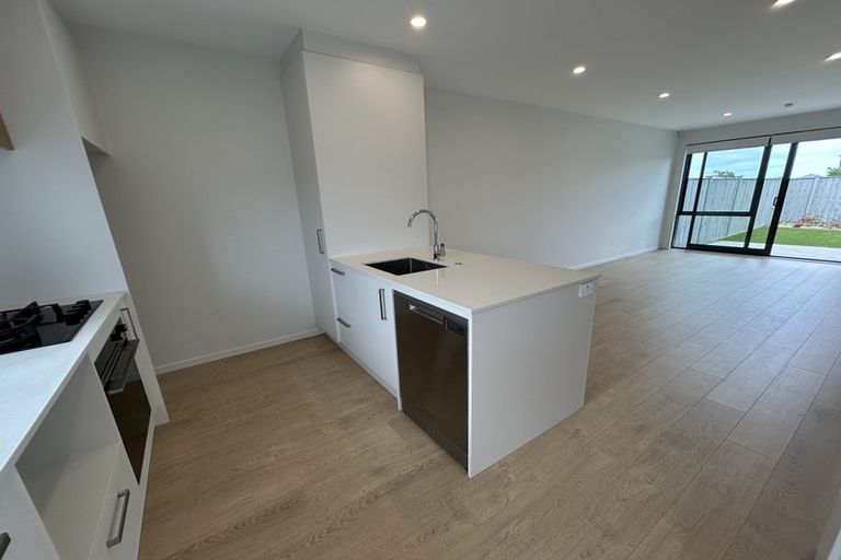 Photo of property in 25 Ngakoro Road, Karaka, Papakura, 2113