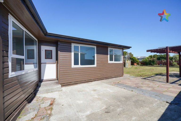 Photo of property in 43 Severn Street, Clifton, Invercargill, 9812