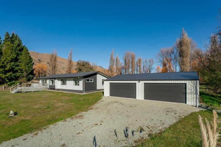 Photo of property in 1 Hector Close, Kingston, Athol, 9793