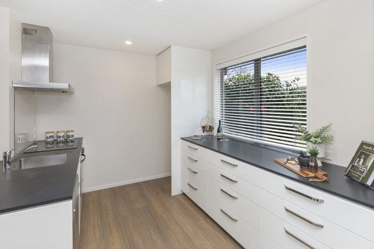 Photo of property in 29 Te Maru Place, Redwood, Christchurch, 8051