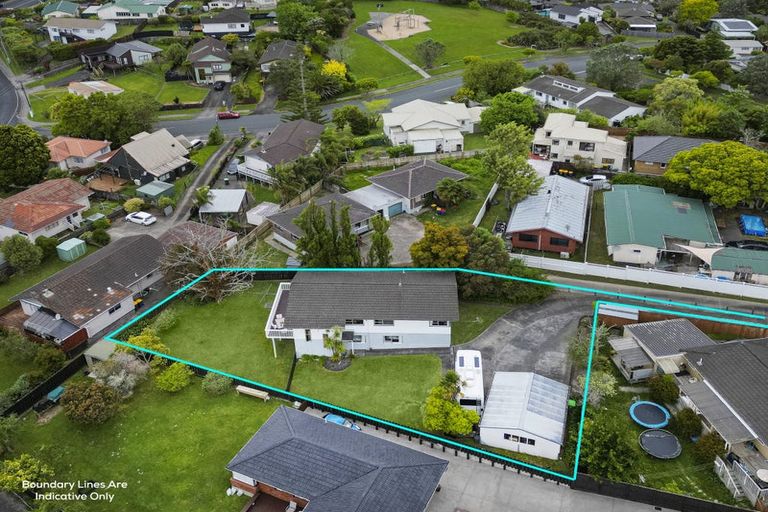 Photo of property in 9 Denver Avenue, Sunnyvale, Auckland, 0612