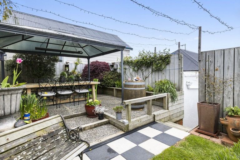 Photo of property in 35 Falkland Street, Maori Hill, Dunedin, 9010