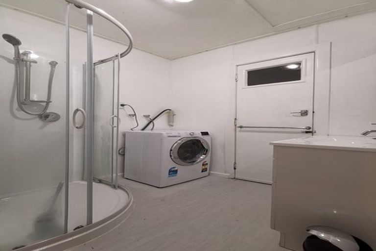 Photo of property in 47 Aurora Terrace, Kelburn, Wellington, 6012