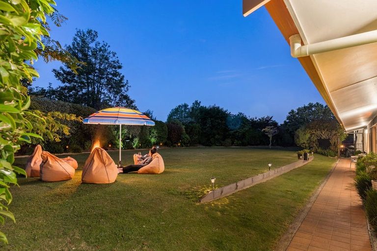 Photo of property in 11 Herbert Drive, Whangamata, 3620