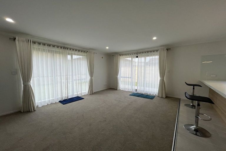 Photo of property in 33a Leathem Crescent, Pokeno, 2402