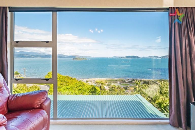 Photo of property in 46 Korokoro Road, Korokoro, Lower Hutt, 5012