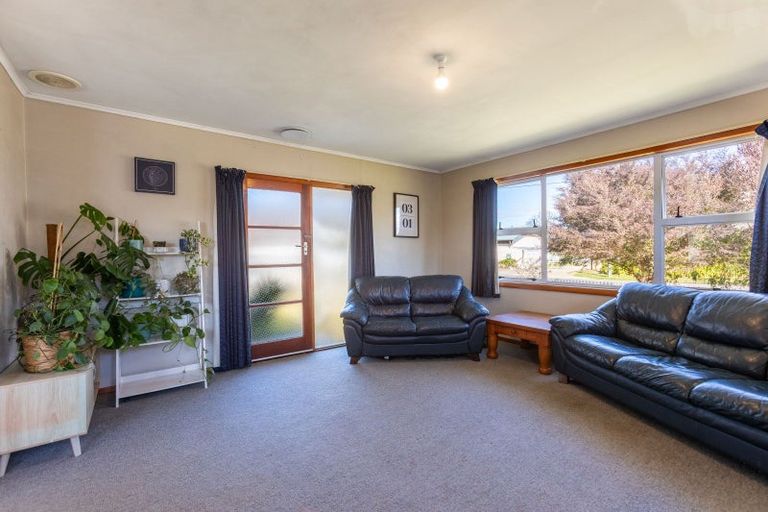 Photo of property in 11 Neptune Street, Dannevirke, 4930