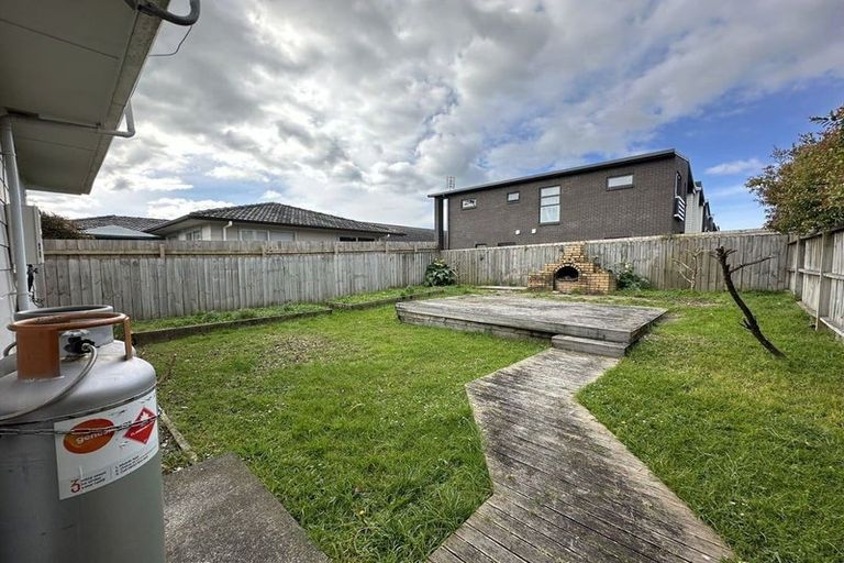 Photo of property in 10b Glynnbrooke Street, Te Atatu South, Auckland, 0610