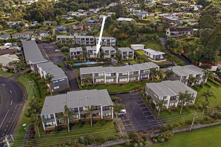 Photo of property in 27/1 Centennial Drive, Whitianga, 3510