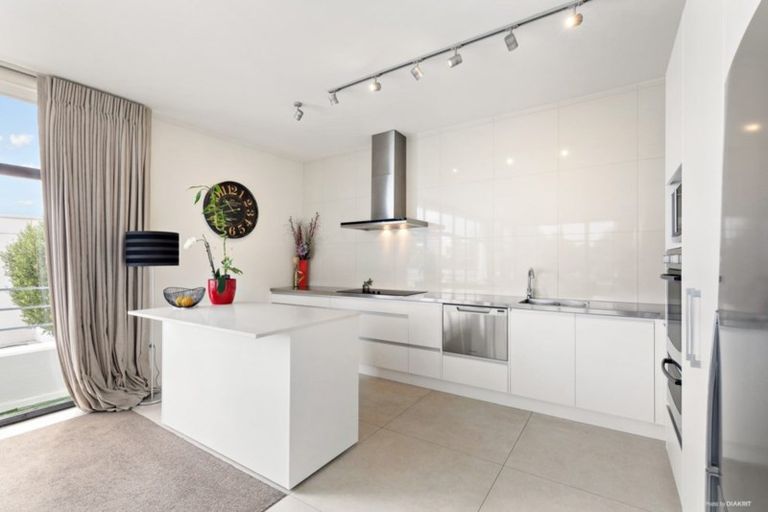 Photo of property in 58/45 Stanley Road, Stanley Point, Auckland, 0624