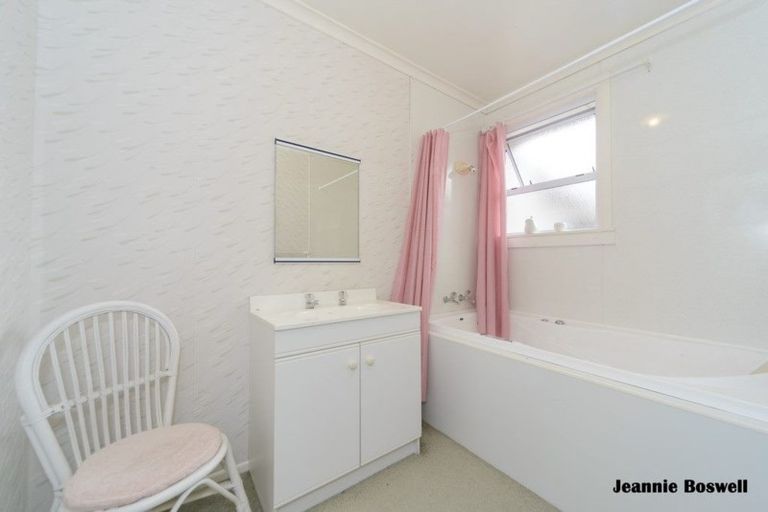 Photo of property in 513 Ferguson Street, Palmerston North, 4410