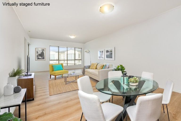 Photo of property in 32/120 Beach Haven Road, Beach Haven, Auckland, 0626