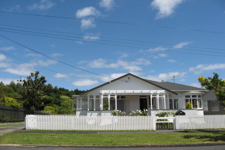 Photo of property in 21 Totara Avenue, Pukekohe, 2120