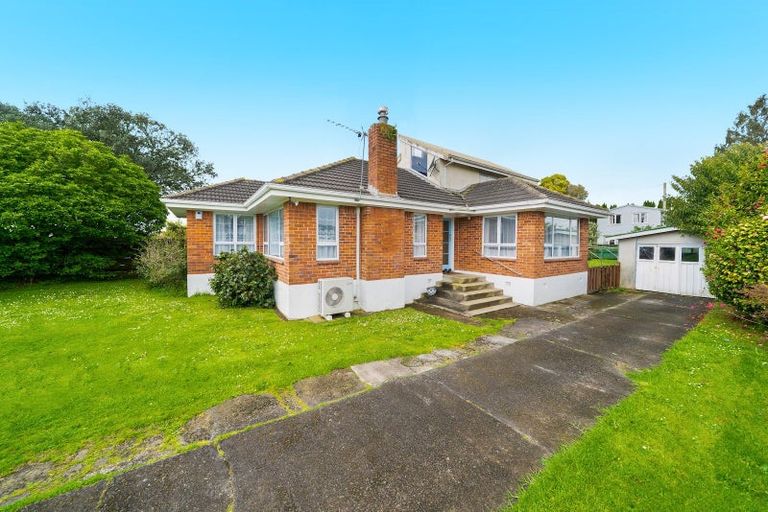 Photo of property in 35 Pembroke Street, Papatoetoe, Auckland, 2025